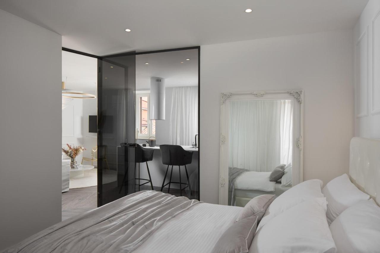 Premium Apartment Ca' San Marco In A Historic Town Лабин Екстериор снимка